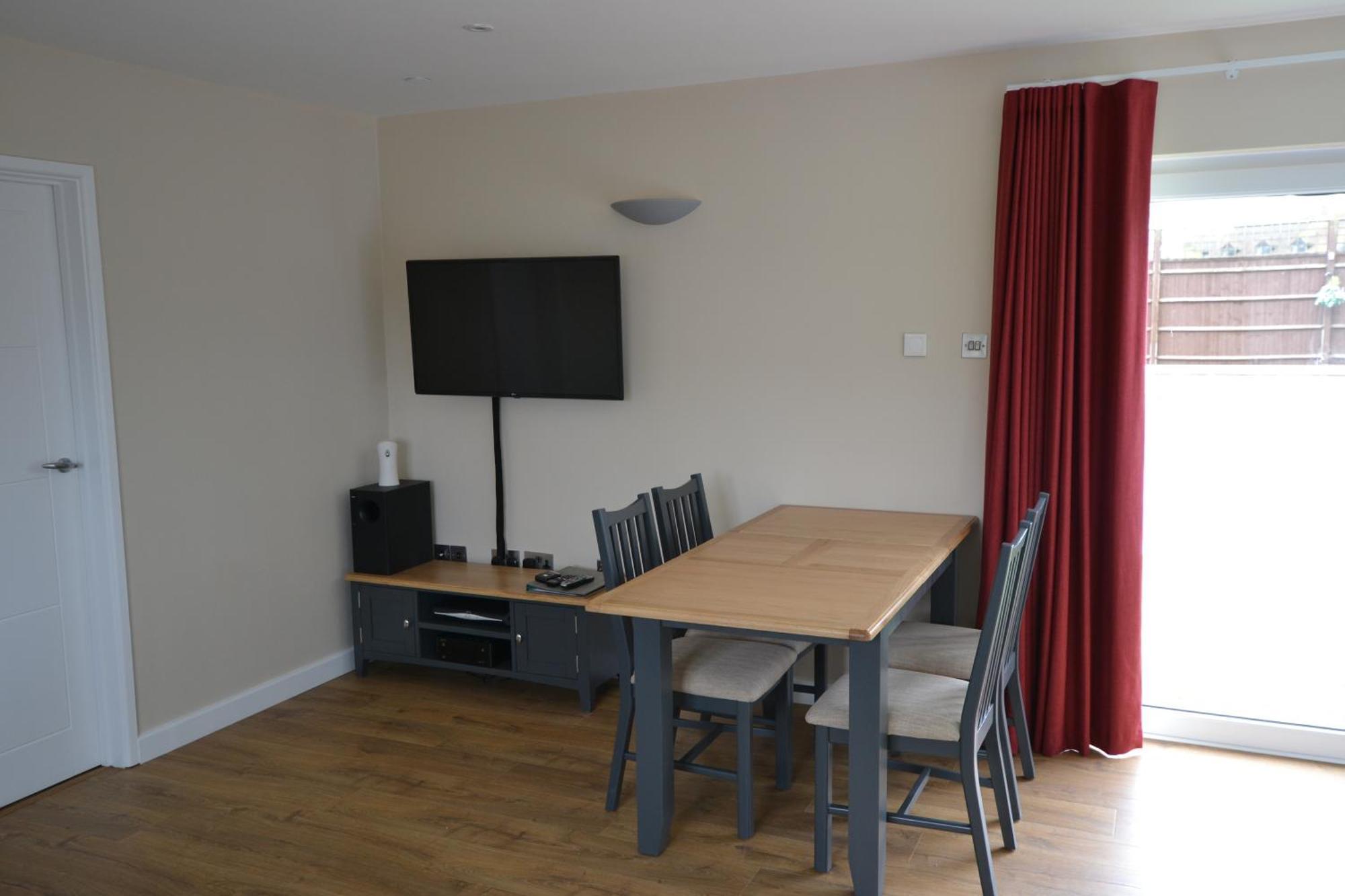 The Chiltern Lodges At Upper Farm Henton Chinnor Room photo