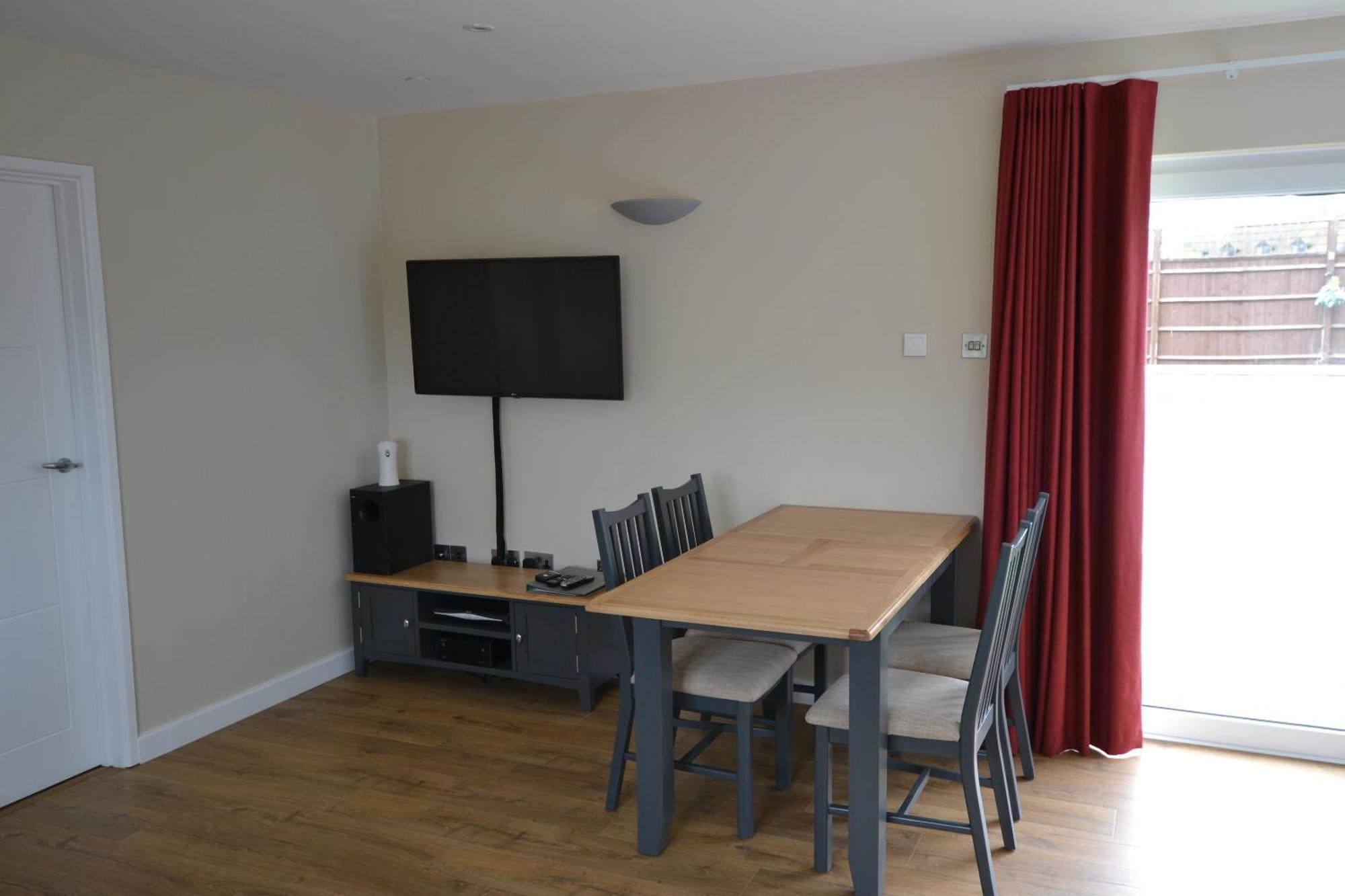 The Chiltern Lodges At Upper Farm Henton Chinnor Room photo