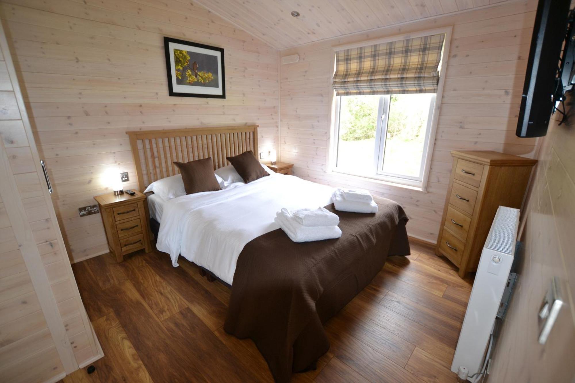 The Chiltern Lodges At Upper Farm Henton Chinnor Room photo
