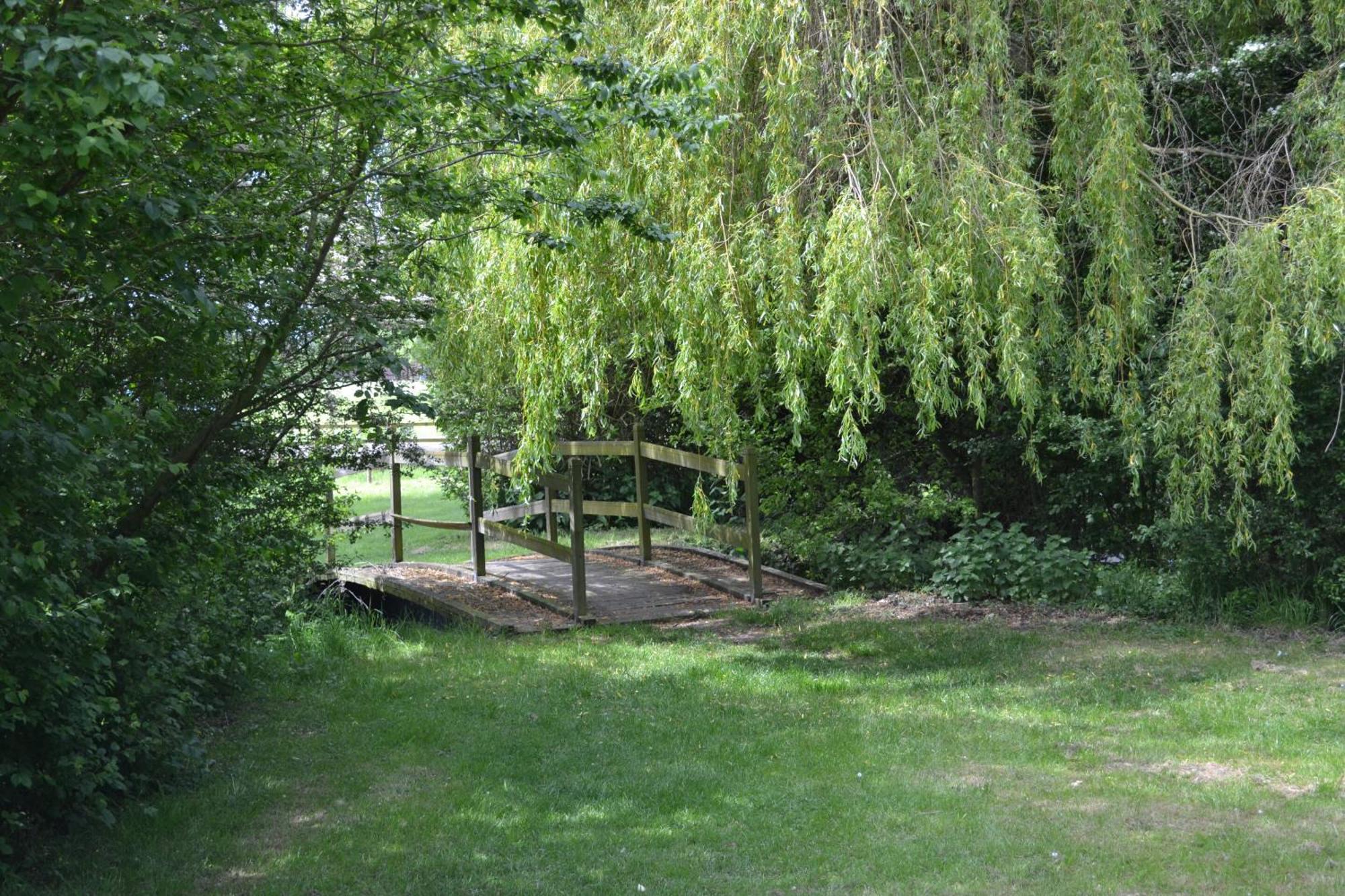The Chiltern Lodges At Upper Farm Henton Chinnor Exterior photo
